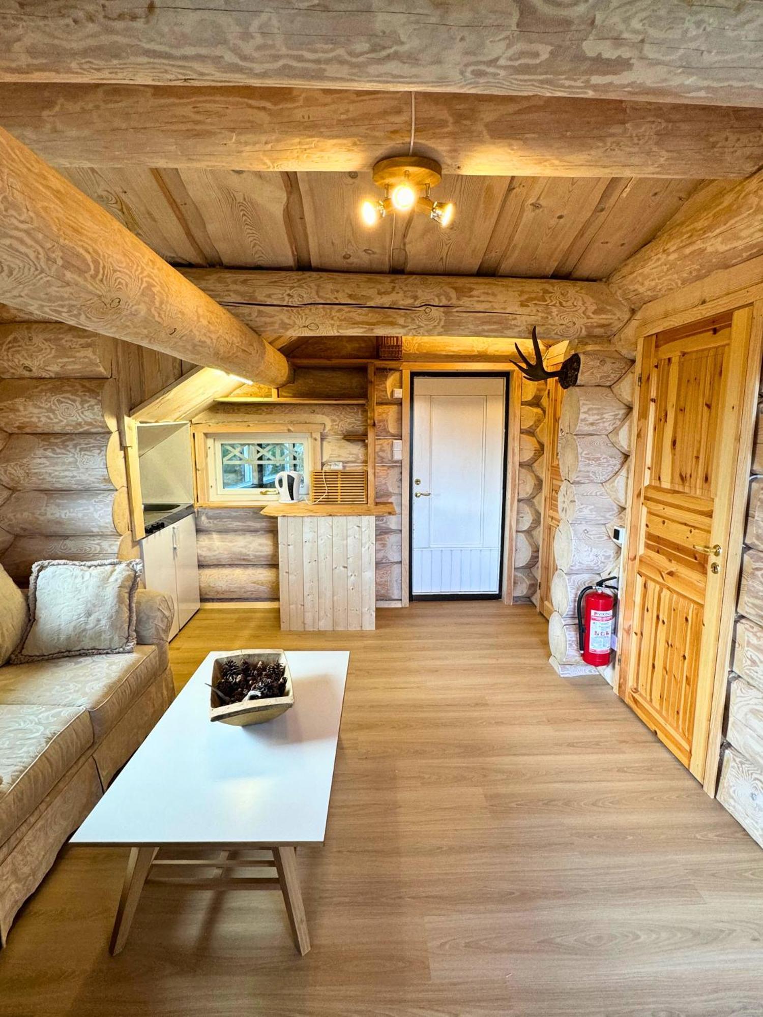 Unique Arctic Timber Cabin Skaidi ภายนอก รูปภาพ